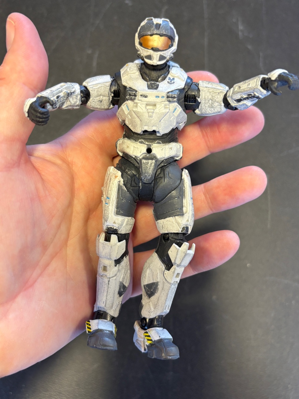 McFarlane Toys Halo 3 Series 1 White Spartan Soldier Mark VI action figure